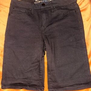 Seven7 Women's Black Jean Shorts